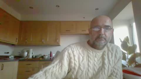 Snapshot of galacx chatting on February 24, 5:09 pm galacx online show from February 24, 5:09 pm