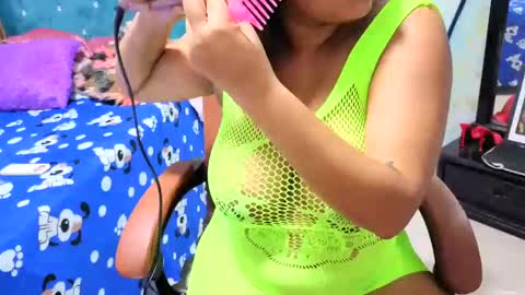 Snapshot of galdot_sex chatting on October 18, 8:57 pm Galdo online show from October 18, 8:57 pm