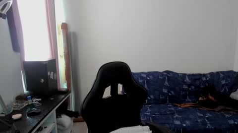 Snapshot of game__over420 chatting on December 17, 6:31 pm game__over420 online show from December 17, 6:31 pm