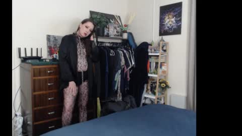 Snapshot of gangbangxxxgirl chatting on October 25, 10:36 am HOT  online show from October 25, 10:36 am