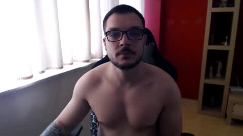 GangstaLover online show from April 12, 7:45 am