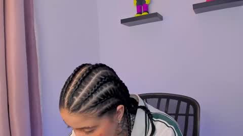 Snapshot of gangster_girl chatting on February 11, 1:10 am GANG online show from February 11, 1:10 am