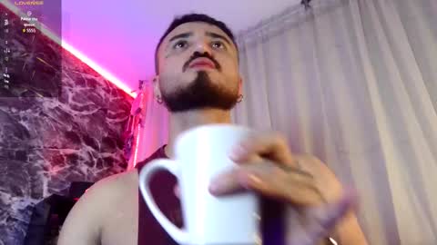 Chris  Dont forget to gift me thumb up Its very important to me and makes me happy AF  online show from October 17, 6:50 am