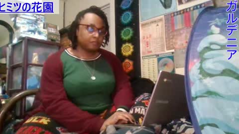Snapshot of gardeniaspear chatting on March 9, 9:35 am Gardenia online show from March 9, 9:35 am