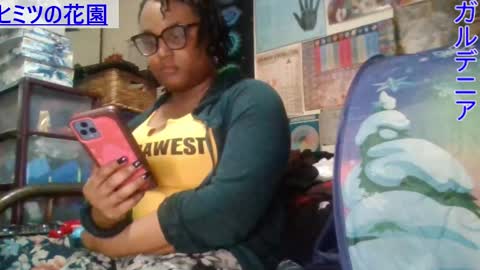 Snapshot of gardeniaspear chatting on February 27, 8:13 am Gardenia online show from February 27, 8:13 am