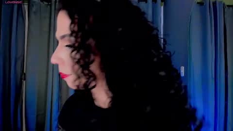 Snapshot of gatitavenecis1 chatting on March 1, 1:53 am Vnecis Marn online show from March 1, 1:53 am