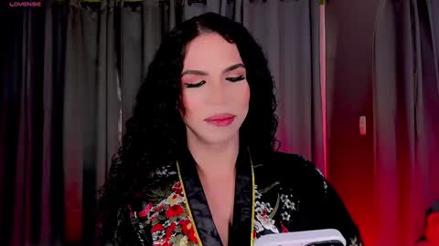 Snapshot of gatitavenecis1 chatting on February 4, 5:23 pm Vnecis Marn online show from February 4, 5:23 pm
