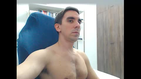 gatosarado23 online show from December 3, 10:54 pm