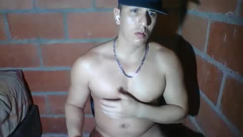 gattitosexy_95 online show from January 16, 4:32 am