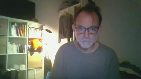 gaulis72 online show from December 1, 8:22 pm