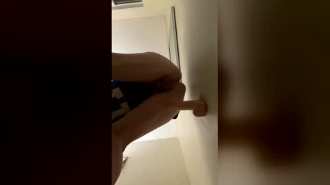 gayrocpros online show from December 5, 9:30 am