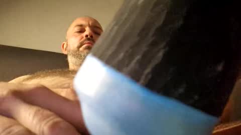 Snapshot of gazg1984 chatting on October 16, 12:21 am gazg1984 online show from October 16, 12:21 am