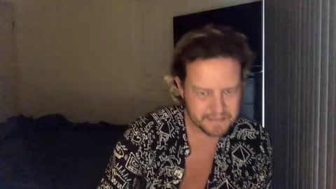 Snapshot of gcsurfer81 chatting on January 17, 7:41 am gcsurfer81 online show from January 17, 7:41 am