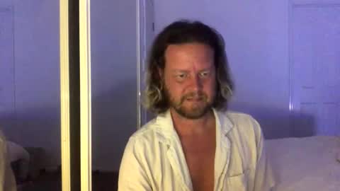 Snapshot of gcsurfer81 chatting on October 21, 8:41 am gcsurfer81 online show from October 21, 8:41 am