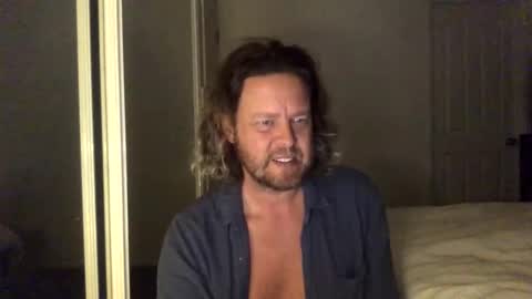 Snapshot of gcsurfer81 chatting on October 14, 8:28 am gcsurfer81 online show from October 14, 8:28 am