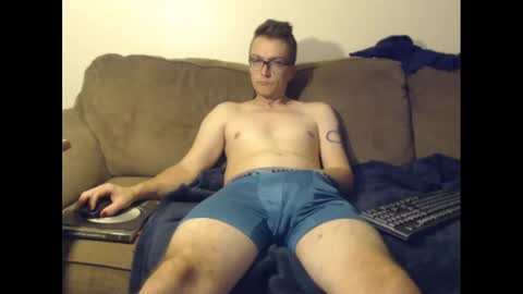 Snapshot of gdanch chatting on October 8, 3:34 am G online show from October 8, 3:34 am