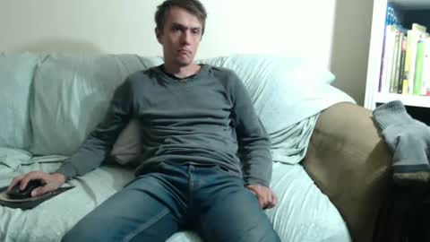 Snapshot of gdanch chatting on February 22, 2:28 am G online show from February 22, 2:28 am