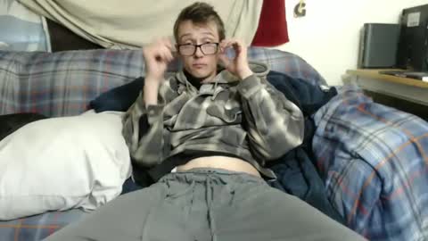 Snapshot of gdanch chatting on January 29, 8:56 pm G online show from January 29, 8:56 pm