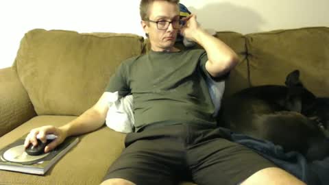 Snapshot of gdanch chatting on September 12, 12:45 am G online show from September 12, 12:45 am