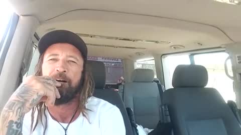 Snapshot of geezer696 chatting on October 3, 3:15 am geezer696 online show from October 3, 3:15 am