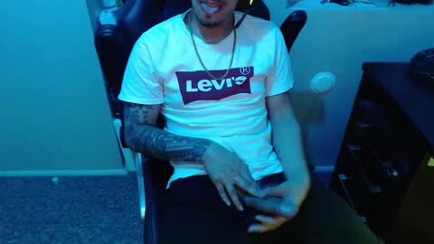 gefeeer online show from October 2, 3:27 am