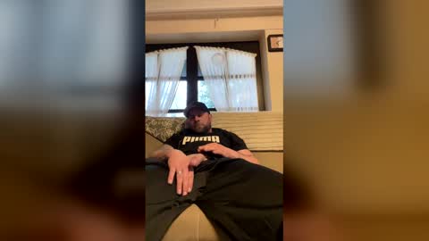 geilo527276 online show from February 24, 4:10 pm