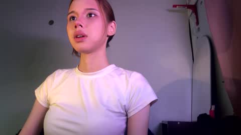 ChaRisa online show from May 3, 5:41 pm