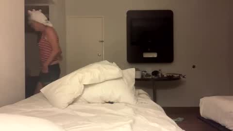 Lenzy LaCanada online show from November 21, 12:25 pm