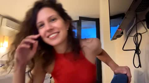 SofiBloom online show from November 2, 2:28 pm