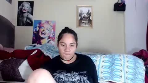 gensesisex online show from February 12, 8:45 pm