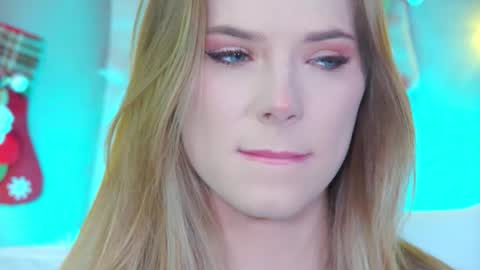 GentleRossi online show from November 25, 3:33 pm