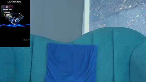 Snapshot of george_diesell_ chatting on October 8, 9:37 am George online show from October 8, 9:37 am