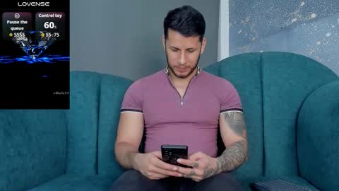 Snapshot of george_diesell_ chatting on September 29, 5:39 am George online show from September 29, 5:39 am