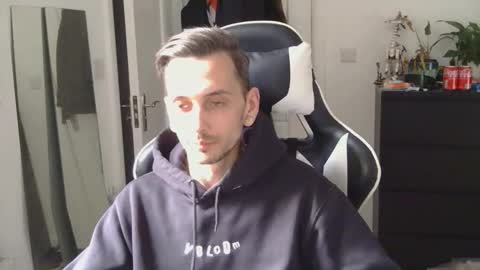 georgek0011 online show from March 31, 4:40 pm