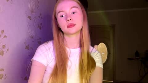Snapshot of gerishingleton chatting on October 6, 8:37 pm Amelia online show from October 6, 8:37 pm