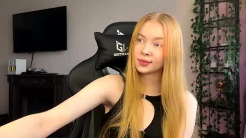 Amelia online show from November 26, 6:32 am