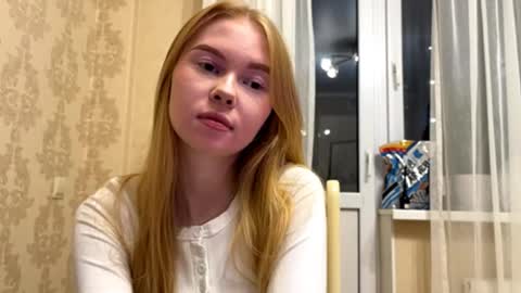 Snapshot of gerishingleton chatting on September 27, 8:28 pm Amelia online show from September 27, 8:28 pm
