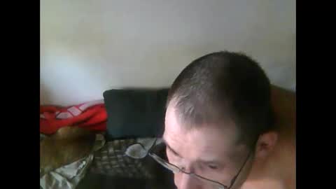 Snapshot of germantslover39 chatting on October 1, 7:18 am Alex39 online show from October 1, 7:18 am