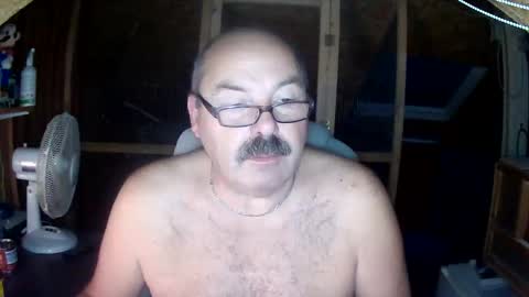 Snapshot of germany_50 chatting on September 18, 4:27 am germany_50 online show from September 18, 4:27 am