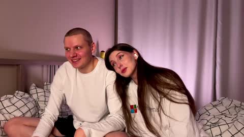 Liz and Mark online show from December 11, 7:36 pm