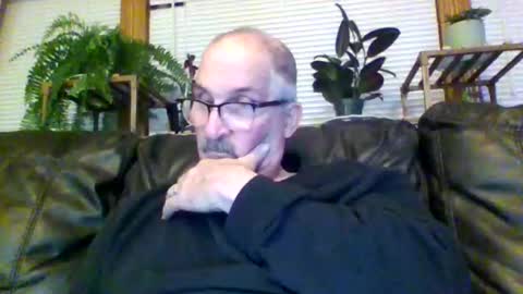 ghost2534 online show from December 3, 11:38 pm