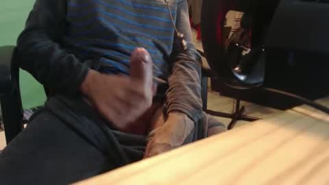 Snapshot of ghostatitude chatting on October 22, 7:59 pm ghostatitude online show from October 22, 7:59 pm