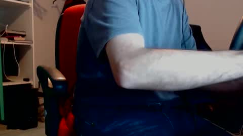 Snapshot of ghostatitude chatting on March 1, 11:47 pm ghostatitude online show from March 1, 11:47 pm