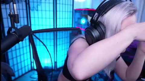 Ghostie online show from March 20, 12:04 am