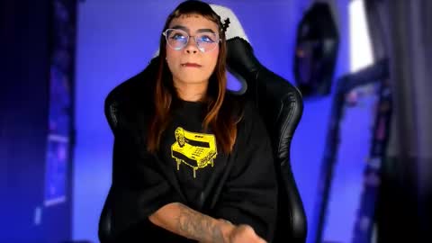 Sara online show from September 30, 5:45 pm