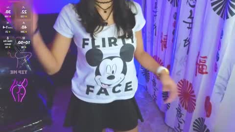 Snapshot of gia_flame chatting on September 18, 1:42 am gia_flame online show from September 18, 1:42 am