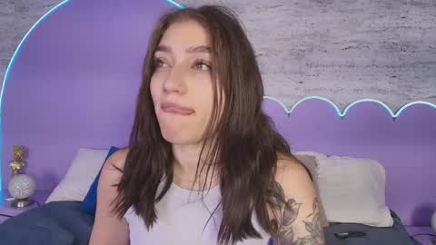 Gia online show from April 4, 7:43 pm