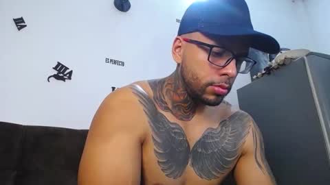 Snapshot of gianni_donato95 chatting on October 10, 10:03 pm Dilan online show from October 10, 10:03 pm