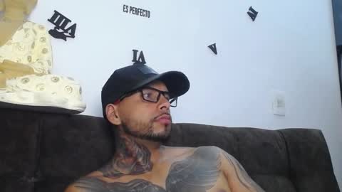 Snapshot of gianni_donato95 chatting on October 20, 8:03 pm Dilan online show from October 20, 8:03 pm