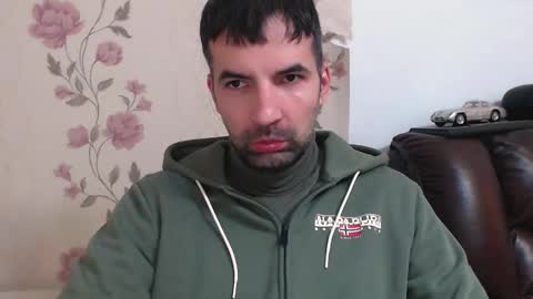 Gianni online show from April 4, 2:24 pm